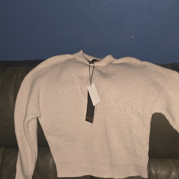 Truth Women's Soft Cream Turtleneck Sweater - Picture 1 of 3